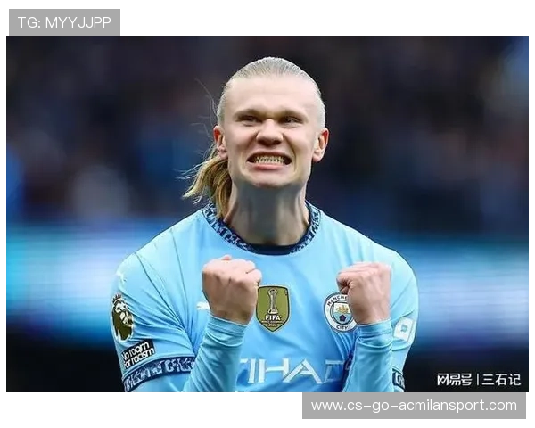 哈兰德接德布劳内长传，禁区内抗住防守队员抽射破门